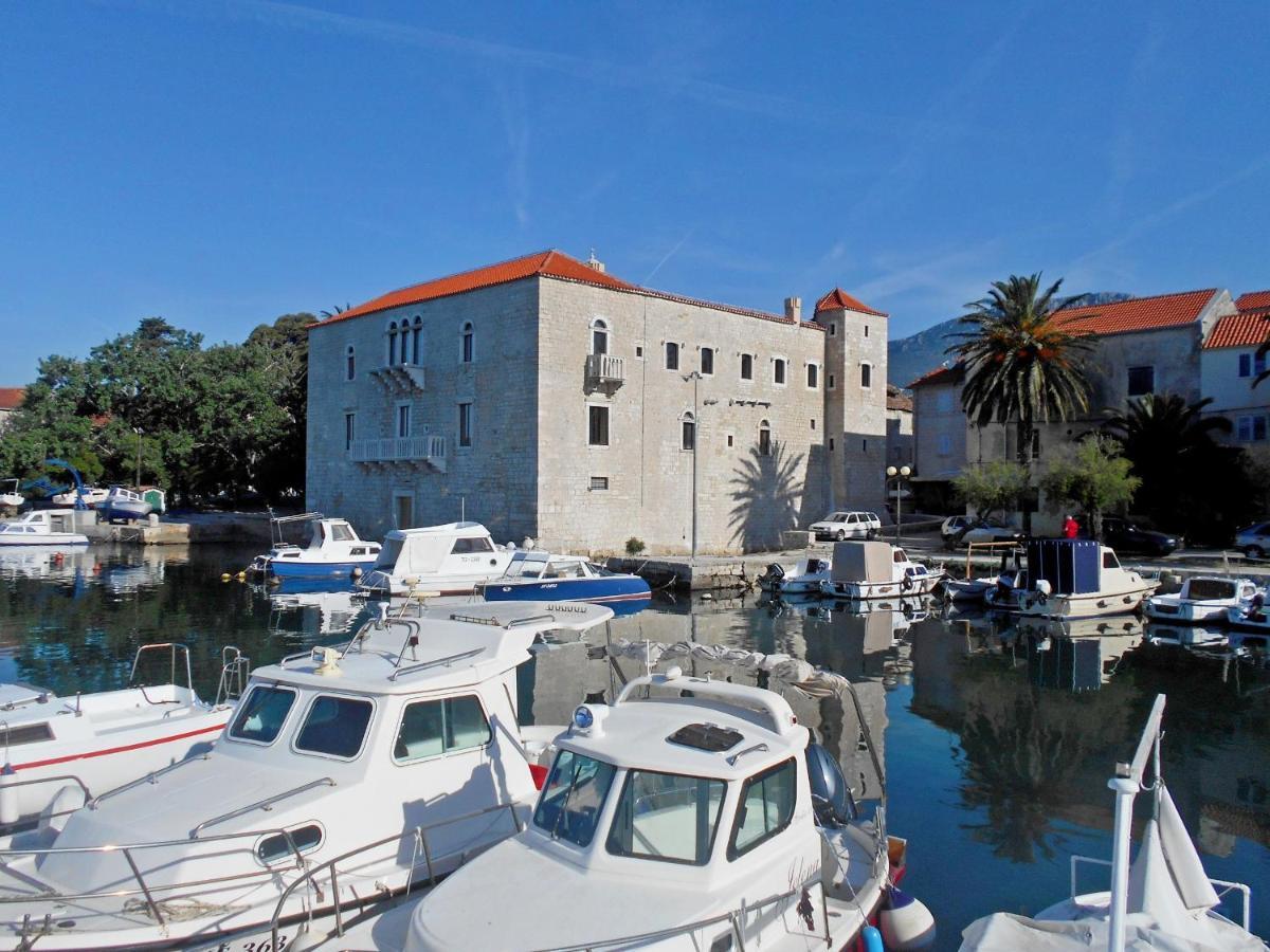 Apartment Cherry Kastela Exterior photo